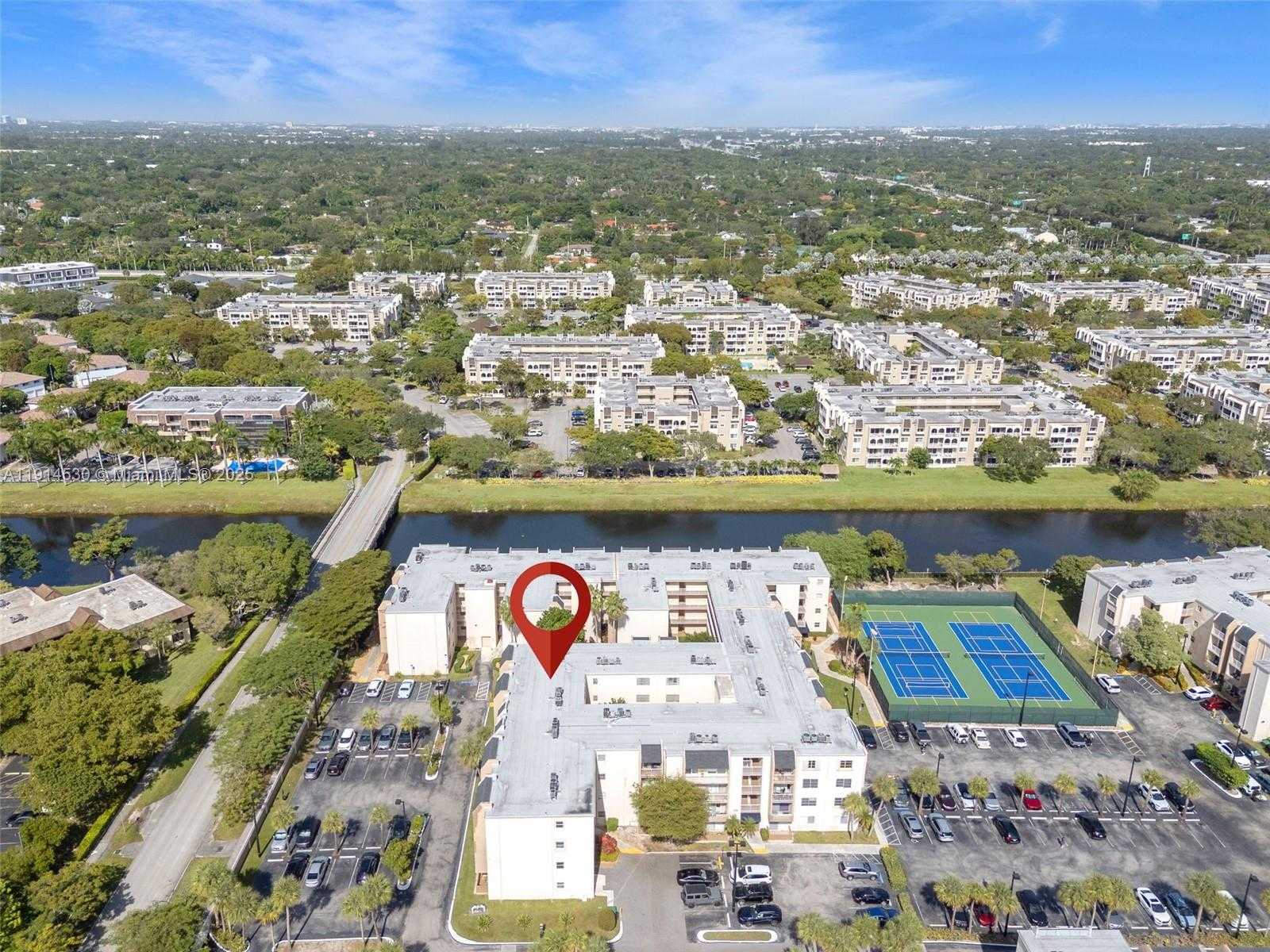 Small Image of 7785 SOUTH WEST 86TH ST #E-222, Miami Number 25