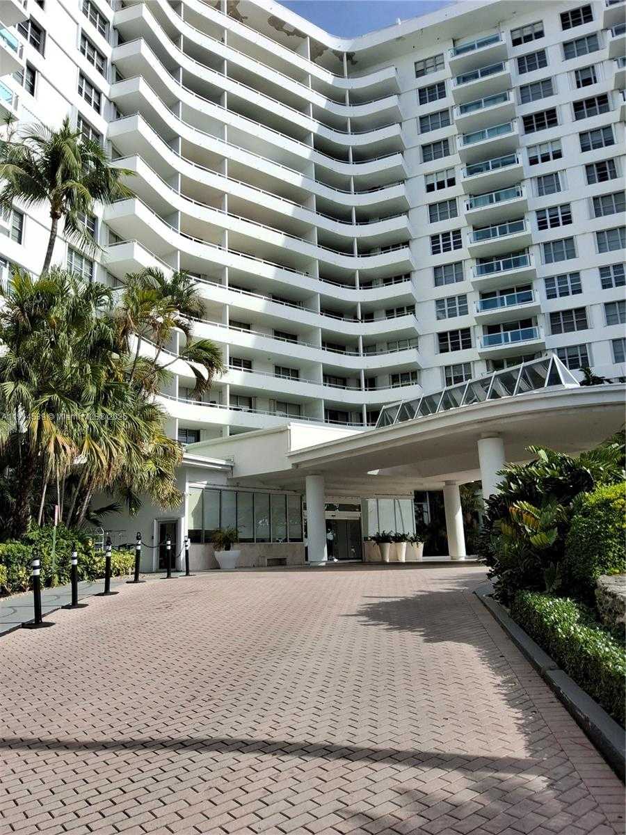 Small Image of 5161 COLLINS AVE #312, Miami Beach Number 3