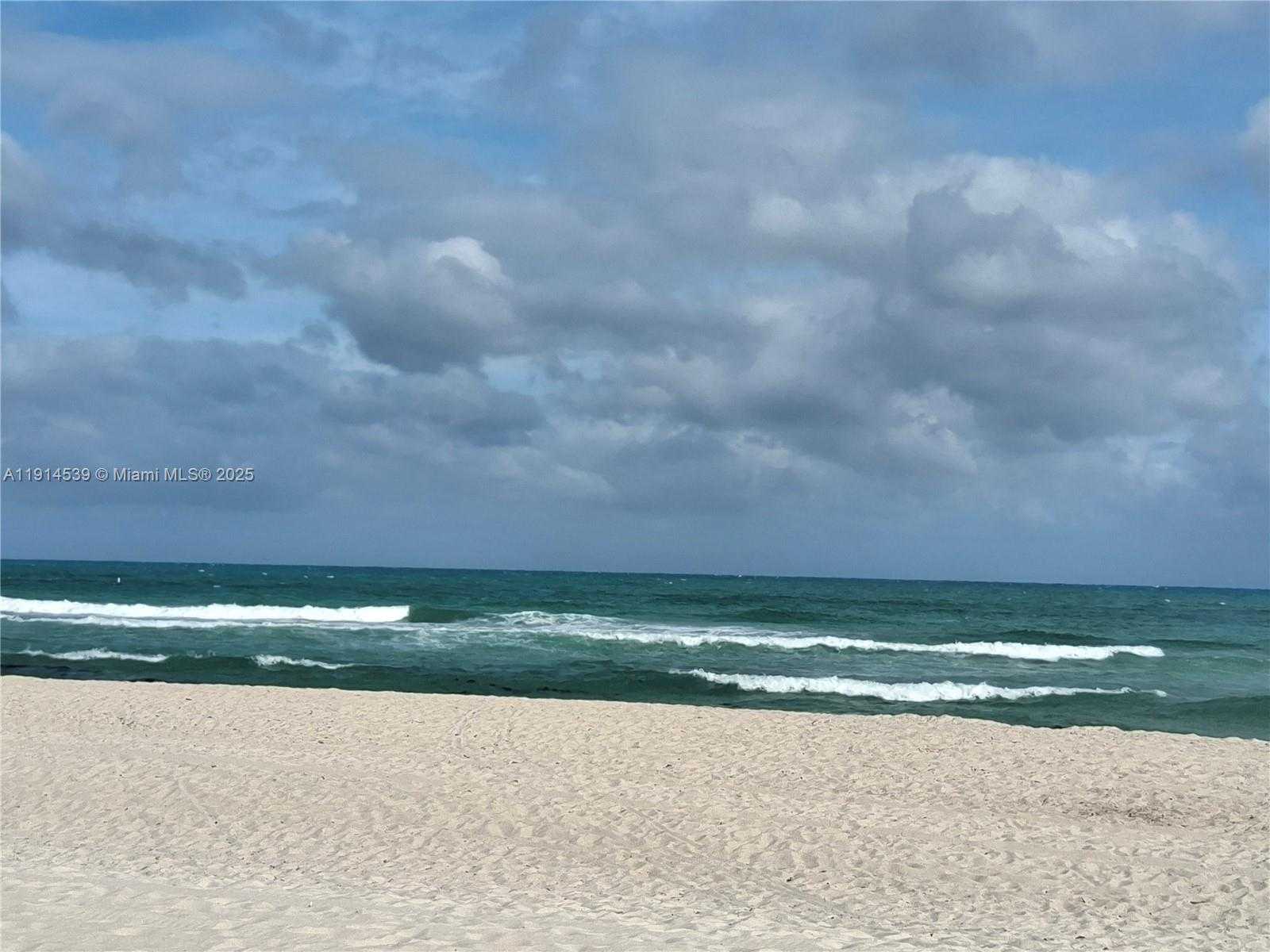 Small Image of 5161 COLLINS AVE #312, Miami Beach Number 42