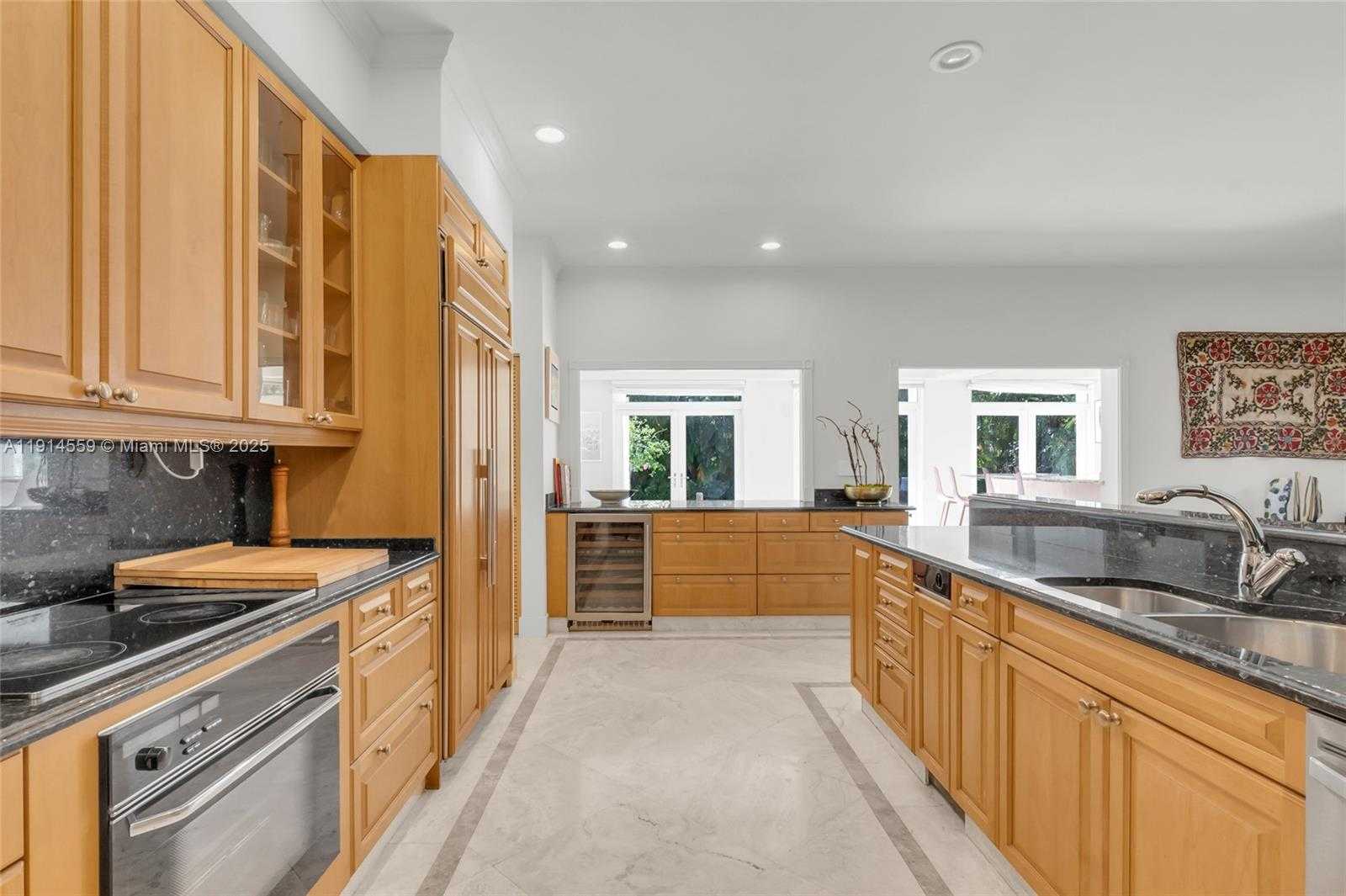 Small Image of 5794 SOUTH WEST 76TH TER, South Miami Number 13