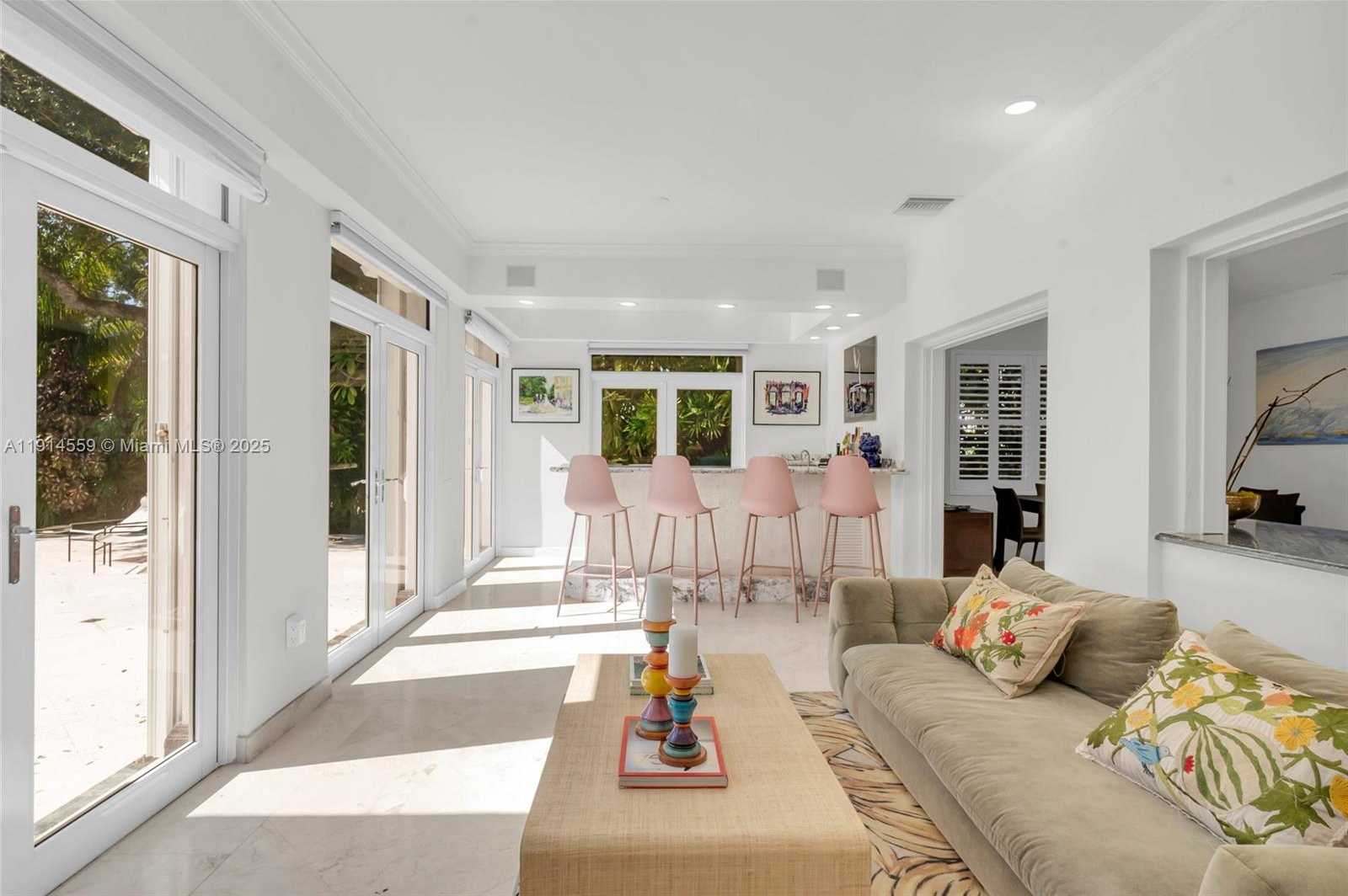 Small Image of 5794 SOUTH WEST 76TH TER, South Miami Number 16