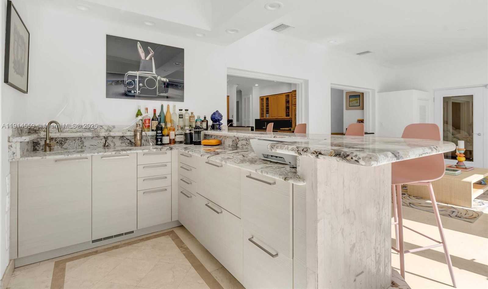 Small Image of 5794 SOUTH WEST 76TH TER, South Miami Number 17