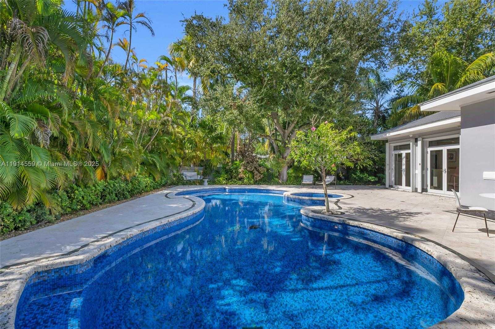 Small Image of 5794 SOUTH WEST 76TH TER, South Miami Number 26