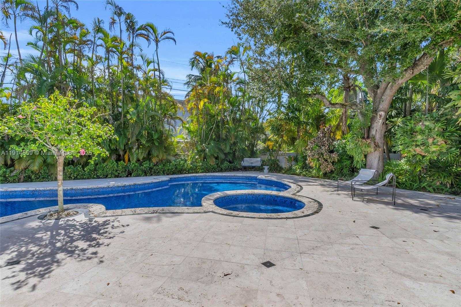 Small Image of 5794 SOUTH WEST 76TH TER, South Miami Number 27