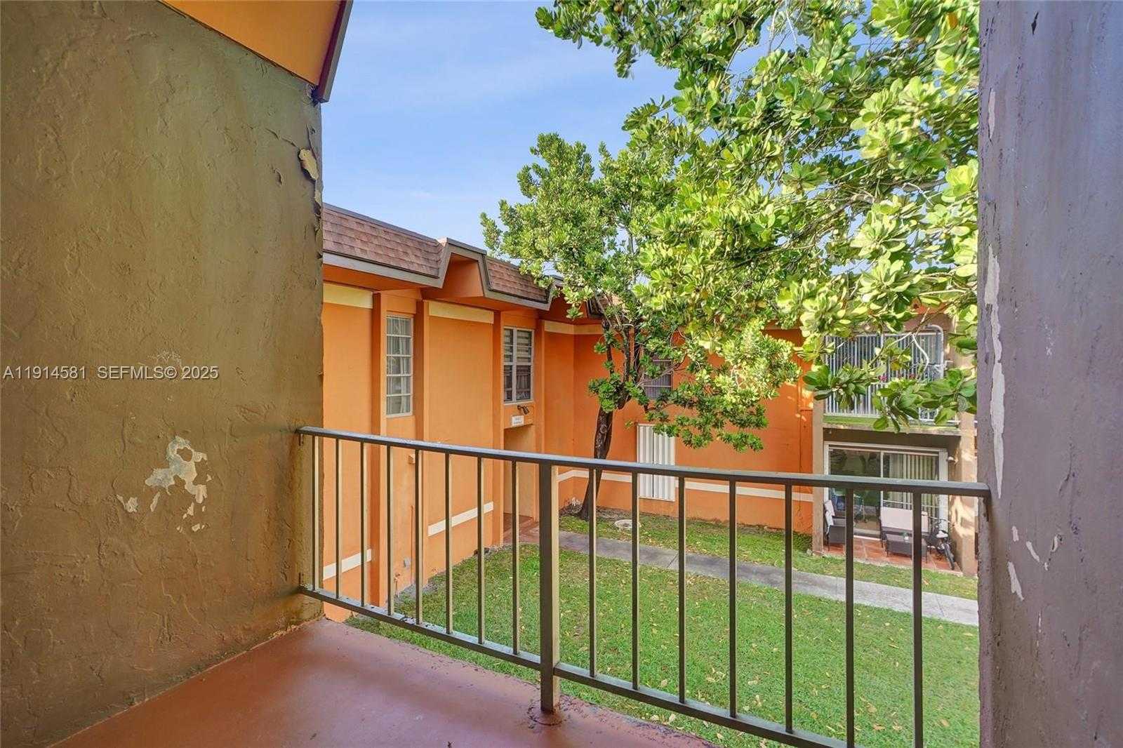 Small Image of 9459 SOUTH WEST 76TH ST #R7, Miami Number 10