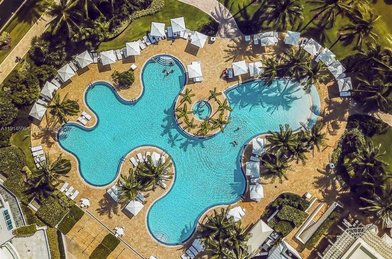 Small Image of 50 SOUTH POINTE DR #1206, Miami Beach Number 31