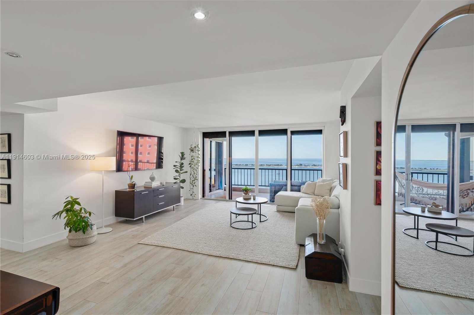 Small Image of 1581 BRICKELL AVE #1202, Miami Number 11