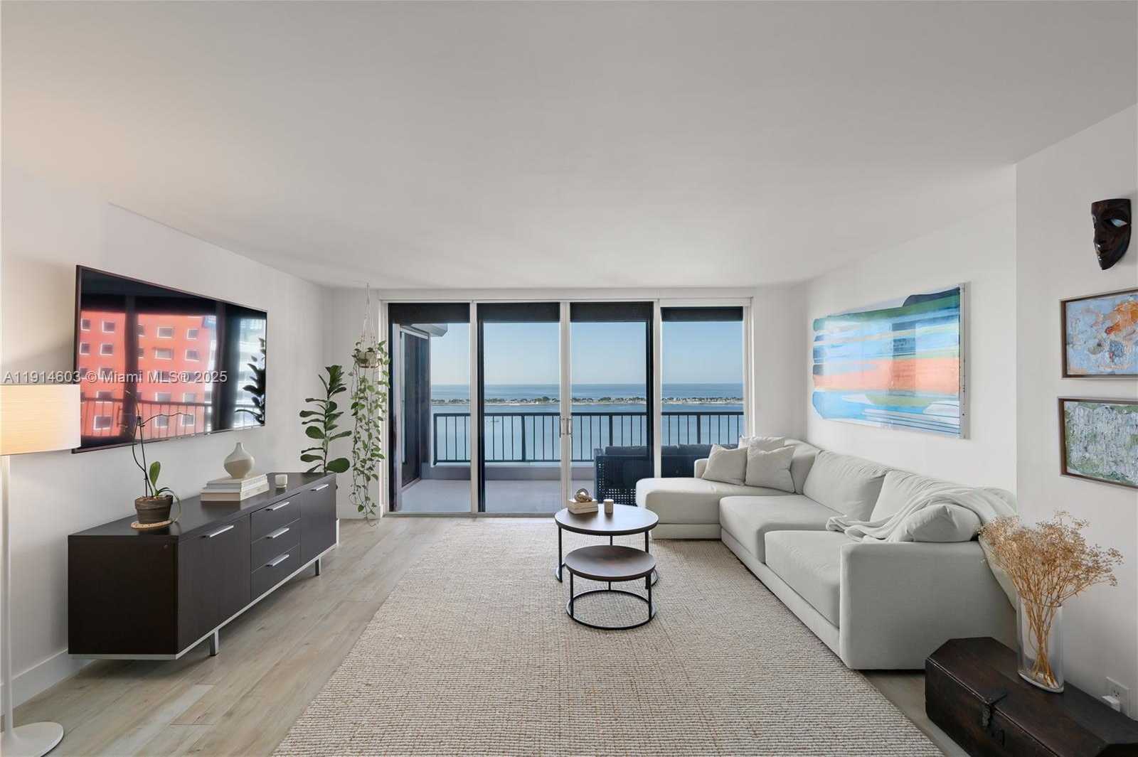 Small Image of 1581 BRICKELL AVE #1202, Miami Number 12