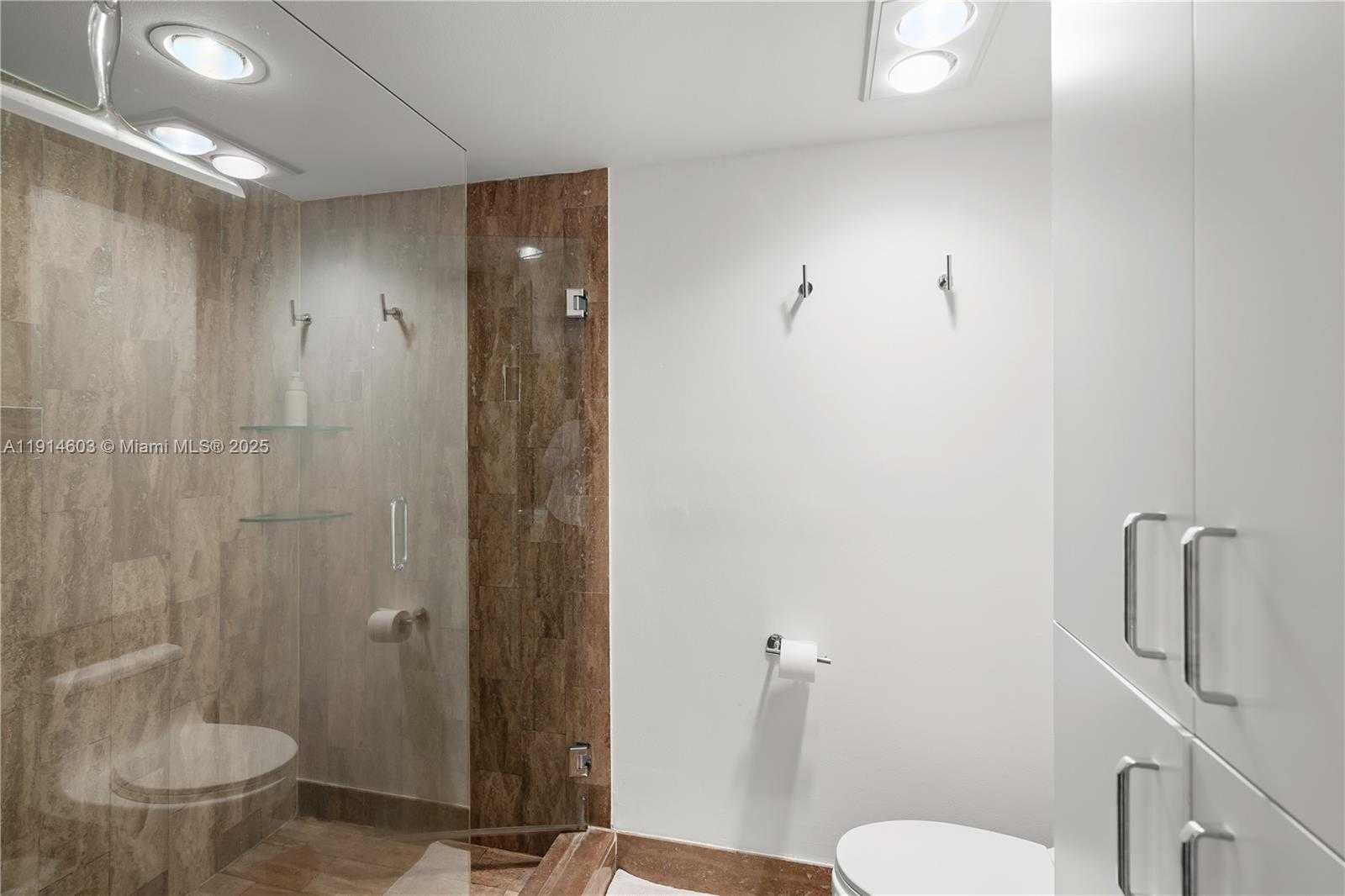 Small Image of 1581 BRICKELL AVE #1202, Miami Number 18