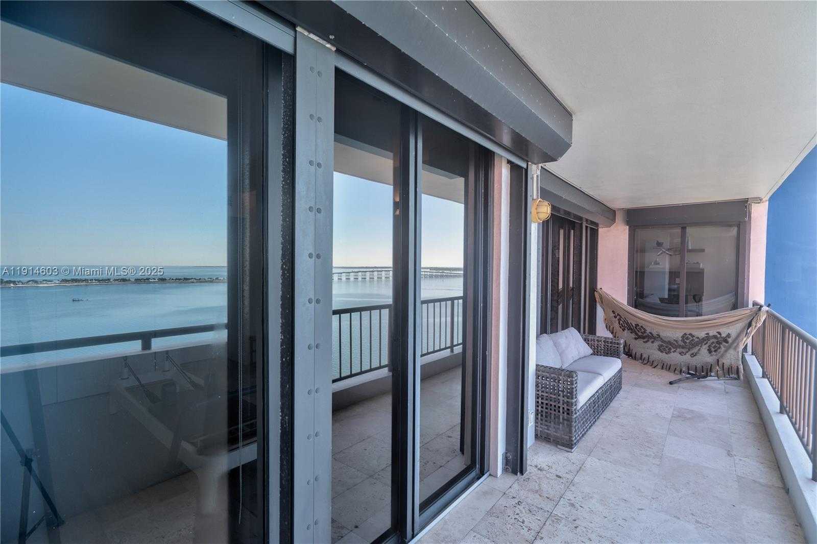 Small Image of 1581 BRICKELL AVE #1202, Miami Number 21