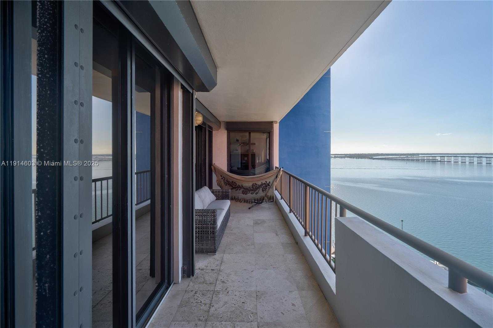 Small Image of 1581 BRICKELL AVE #1202, Miami Number 26