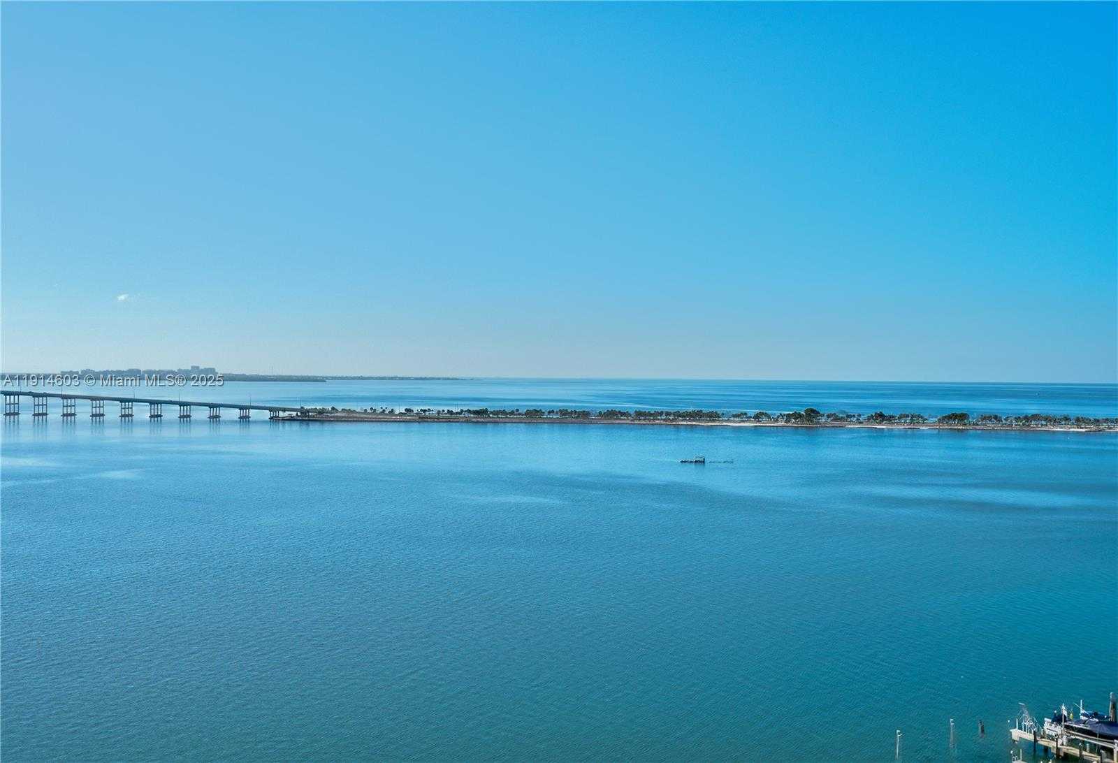 Small Image of 1581 BRICKELL AVE #1202, Miami Number 30