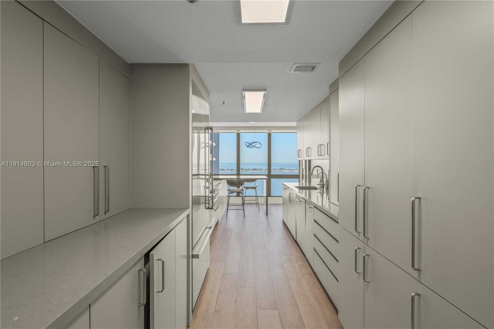 Small Image of 1581 BRICKELL AVE #1202, Miami Number 5