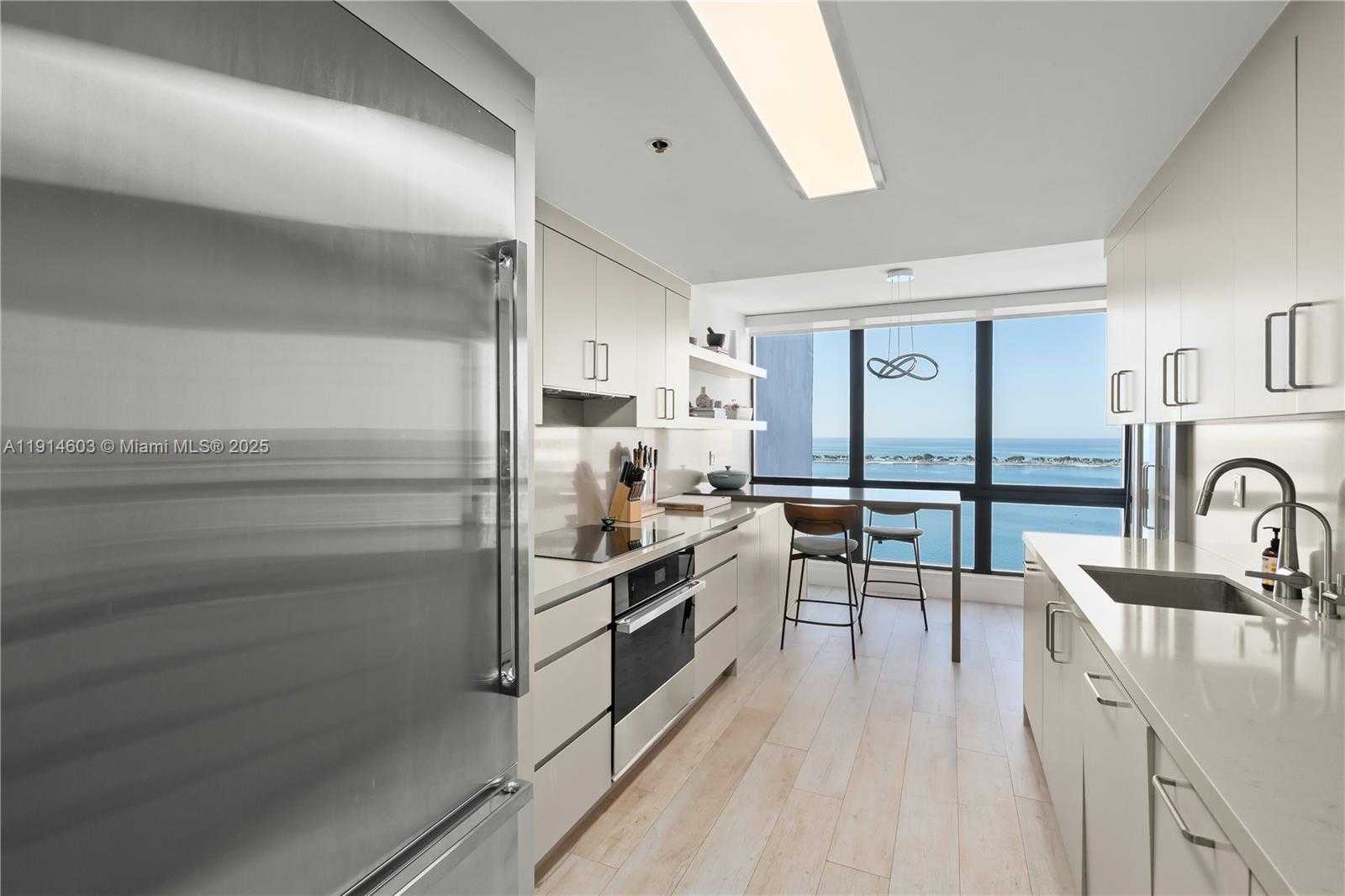 Small Image of 1581 BRICKELL AVE #1202, Miami Number 6