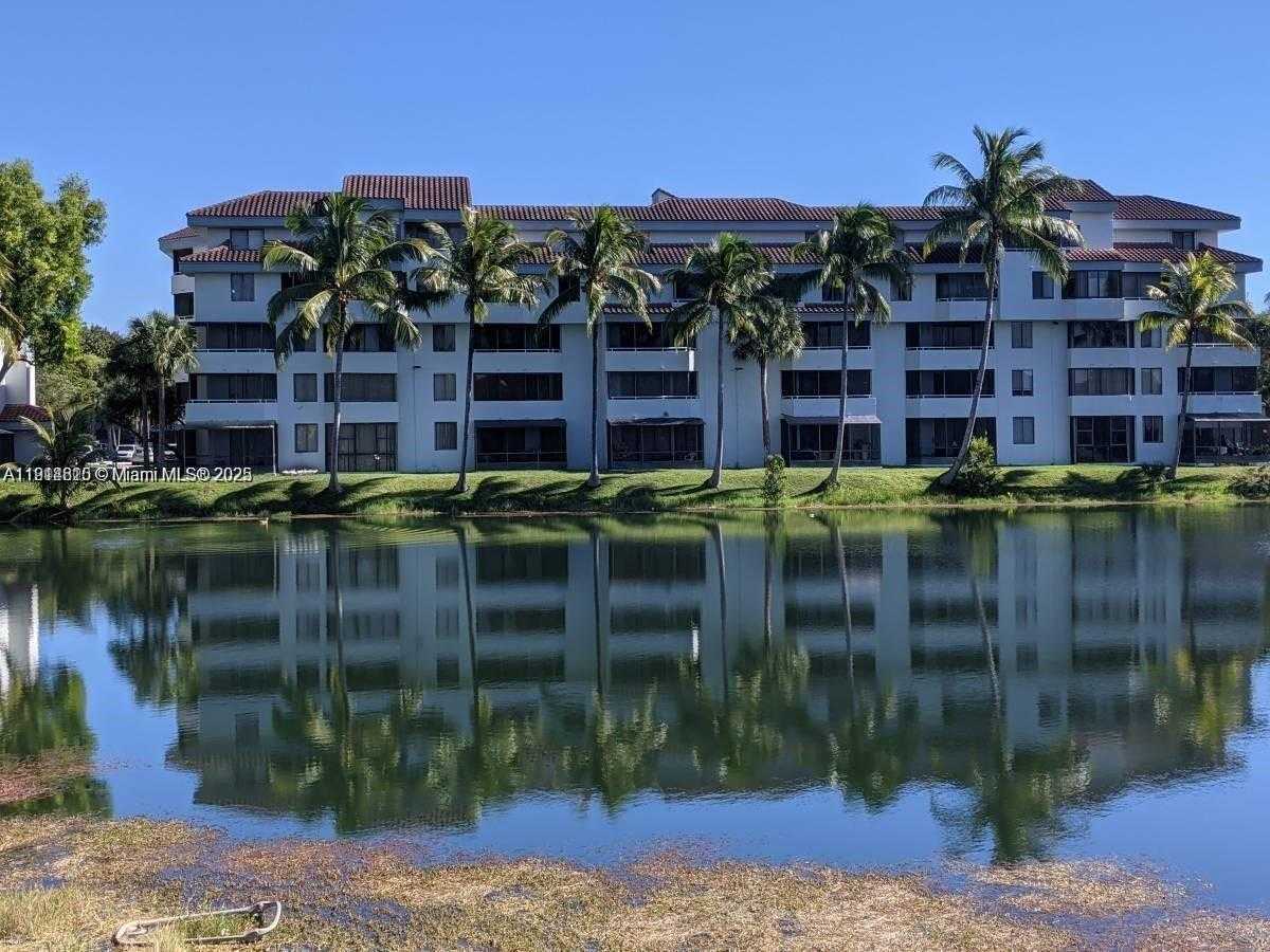 Small Image of 8335 SOUTH WEST 152ND AVE #B-311, Miami Number 1