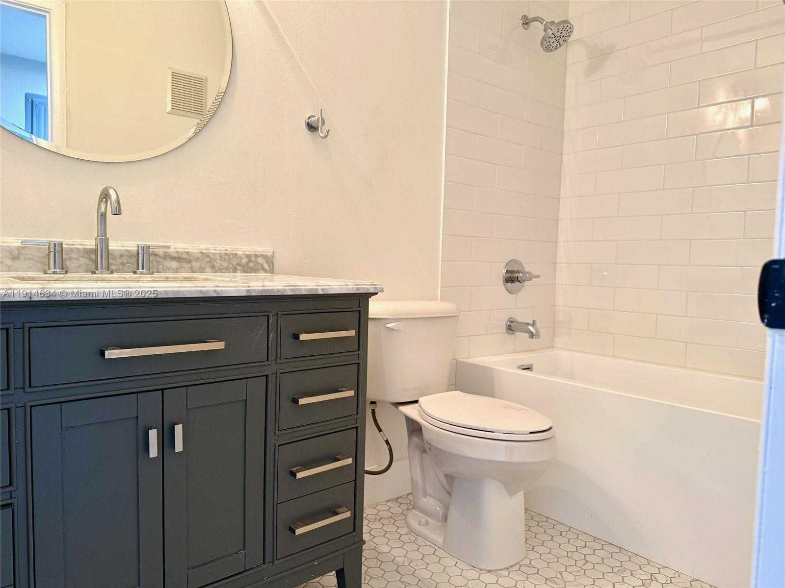 Small Image of 9719 HAMMOCKS BLVD #203, Miami Number 10