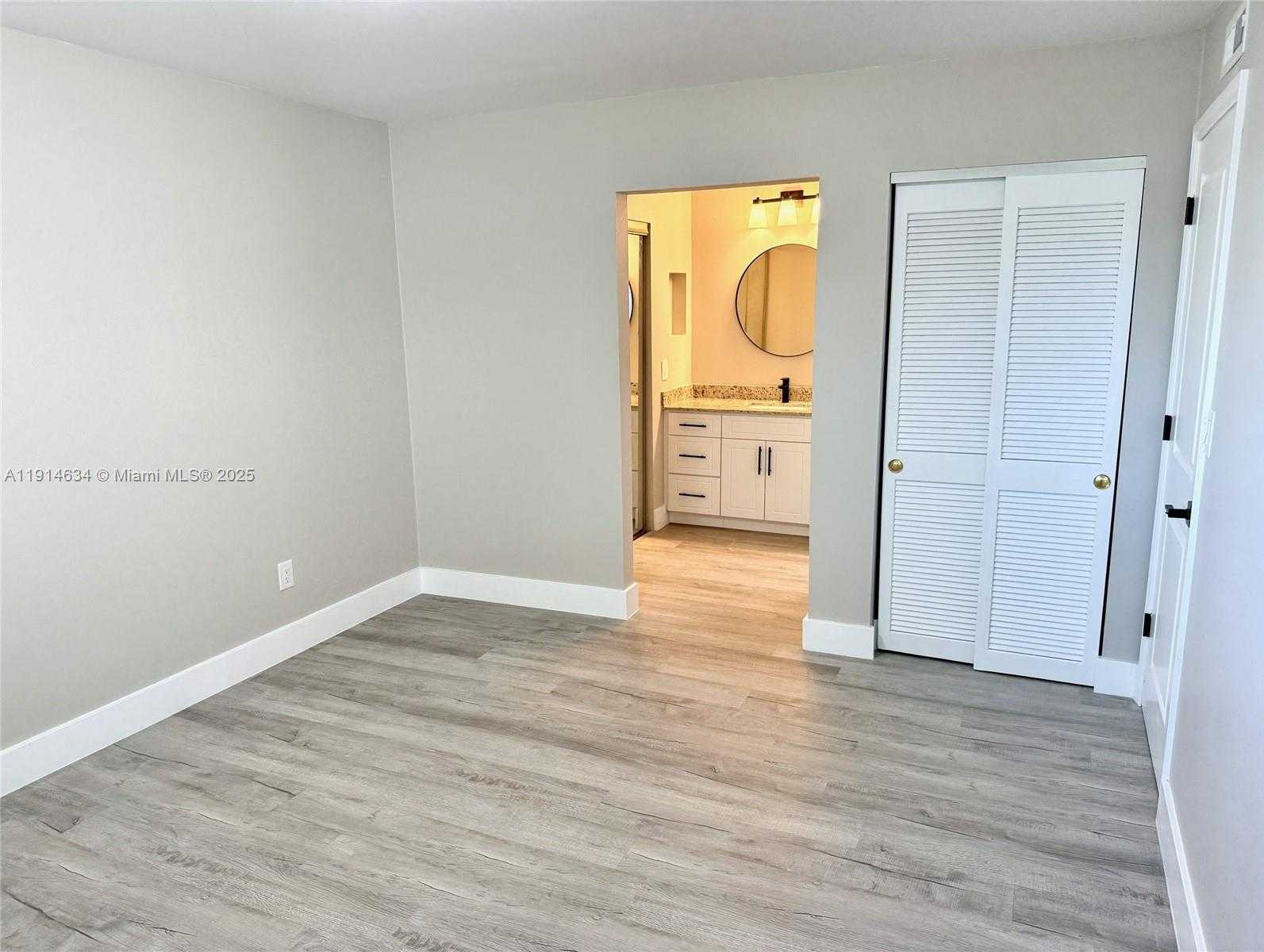 Small Image of 9719 HAMMOCKS BLVD #203, Miami Number 12