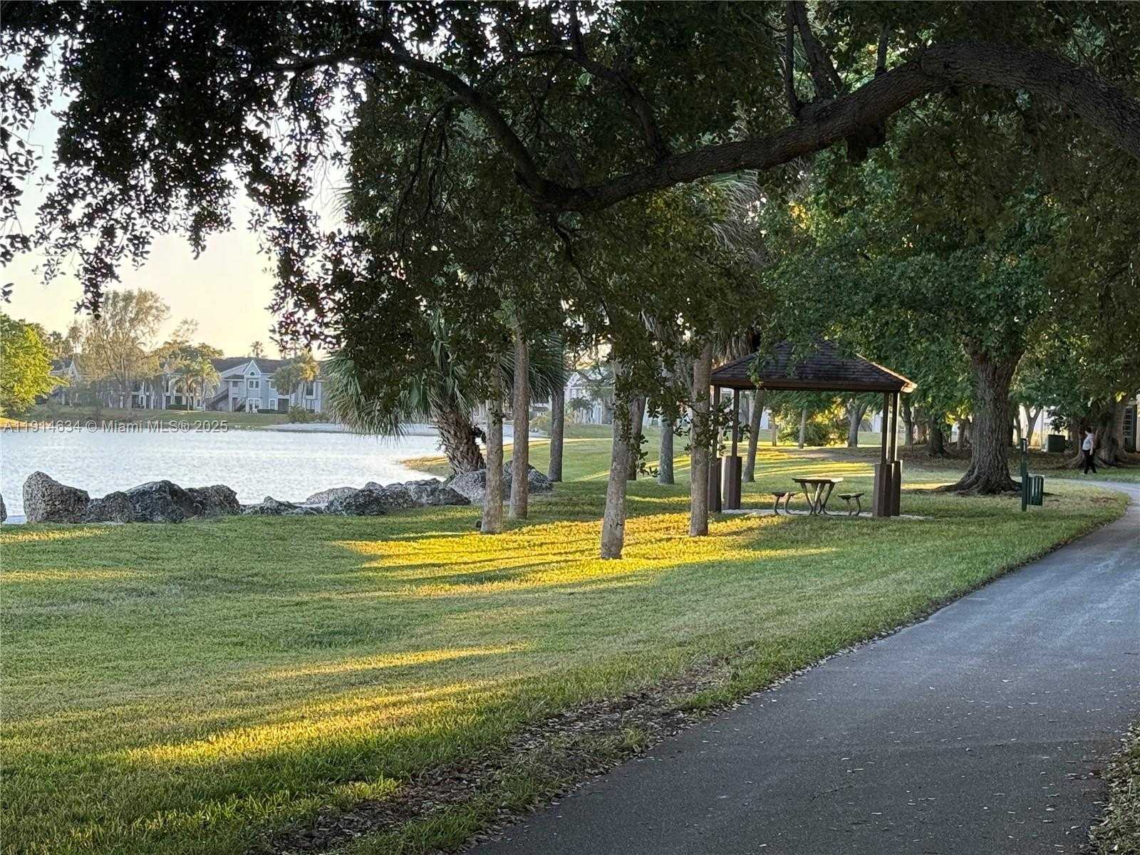 Small Image of 9719 HAMMOCKS BLVD #203, Miami Number 16