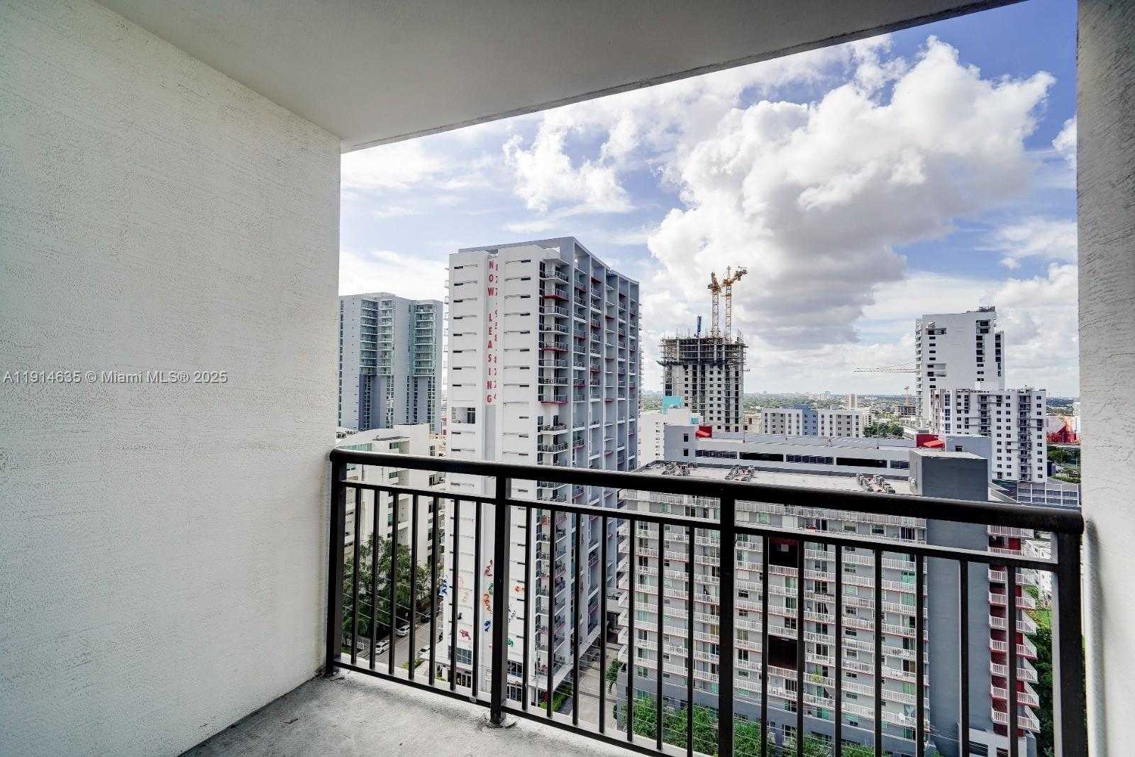 Small Image of 999 SOUTH WEST 1ST AVE #1612, Miami Number 14