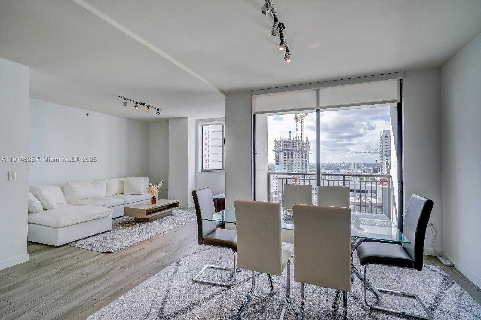 Small Image of 999 SOUTH WEST 1ST AVE #1612, Miami Number 3