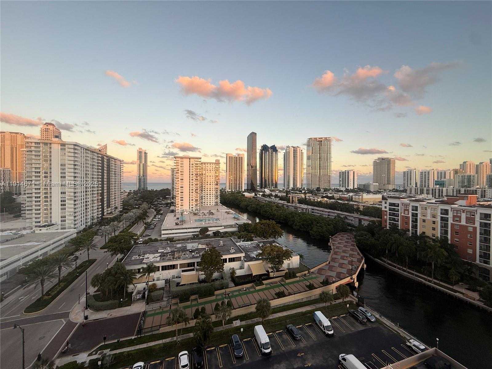 Small Image of 250 174TH ST #1405, Sunny Isles Beach Number 2