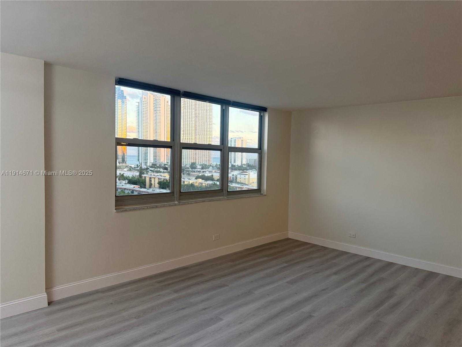 Small Image of 250 174TH ST #1405, Sunny Isles Beach Number 23