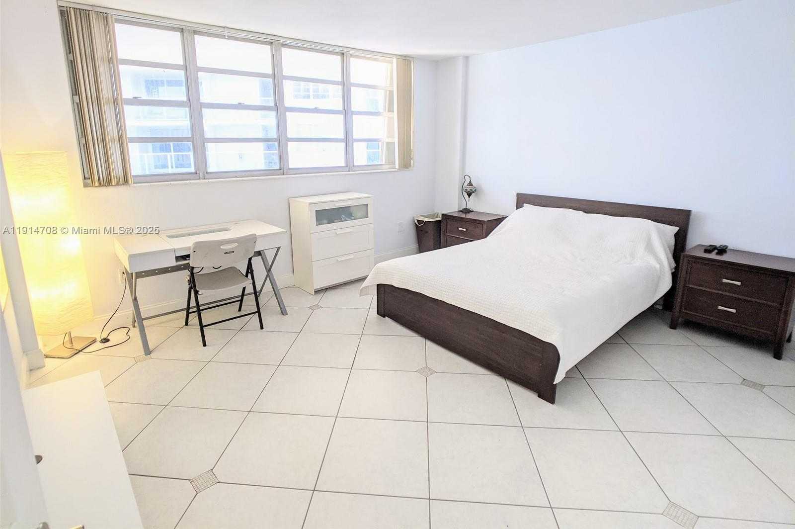 Small Image of 800 WEST AVE #938, Miami Beach Number 10