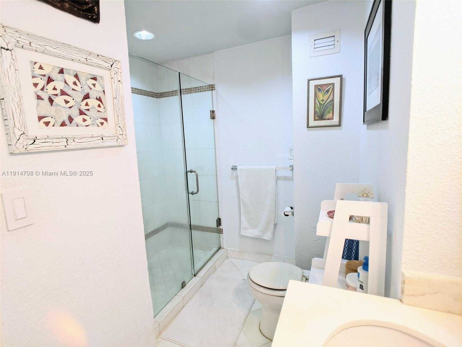 Small Image of 800 WEST AVE #938, Miami Beach Number 7