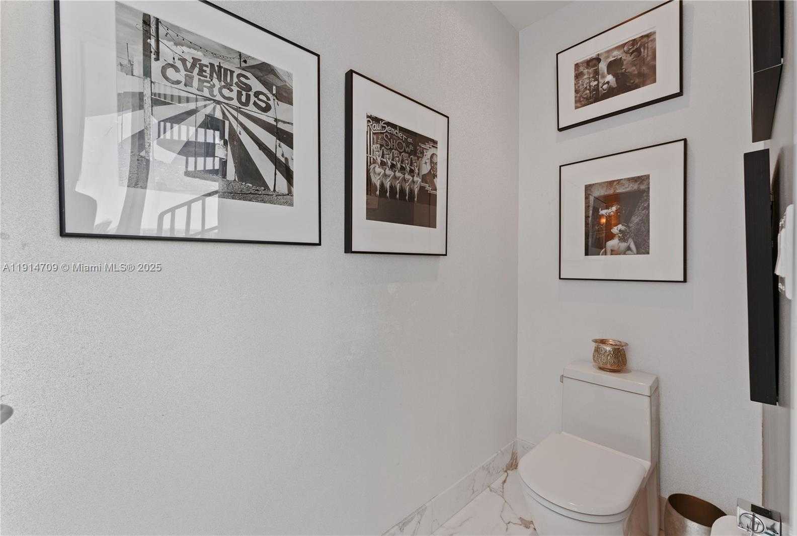 Small Image of 6000 INDIAN CREEK DR #PH 2501, Miami Beach Number 23