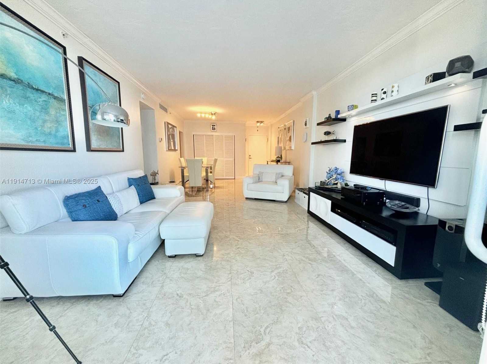 Small Image of 3001 SOUTH OCEAN DR #919, Hollywood Number 8