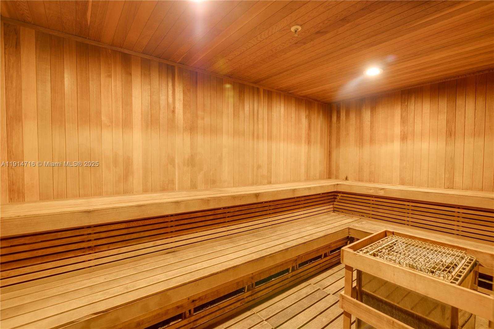 Small Image of 3001 SOUTH OCEAN DR #1423, Hollywood Number 27