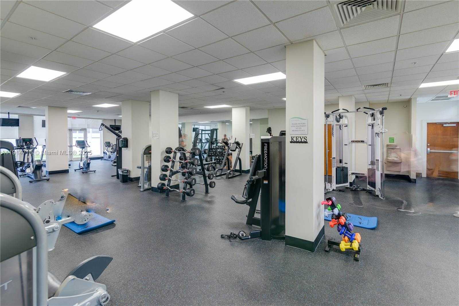 Small Image of 3001 SOUTH OCEAN DR #1423, Hollywood Number 28