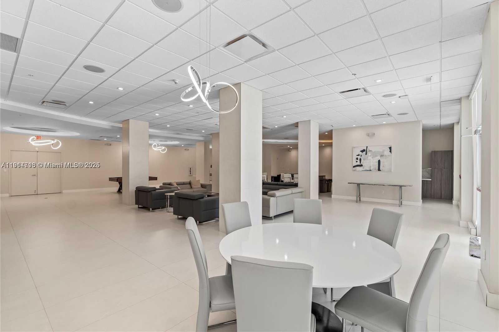 Small Image of 3001 SOUTH OCEAN DR #1423, Hollywood Number 35