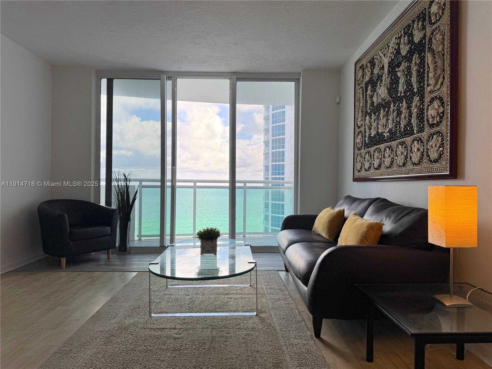 Small Image of 3001 SOUTH OCEAN DR #1423, Hollywood Number 4