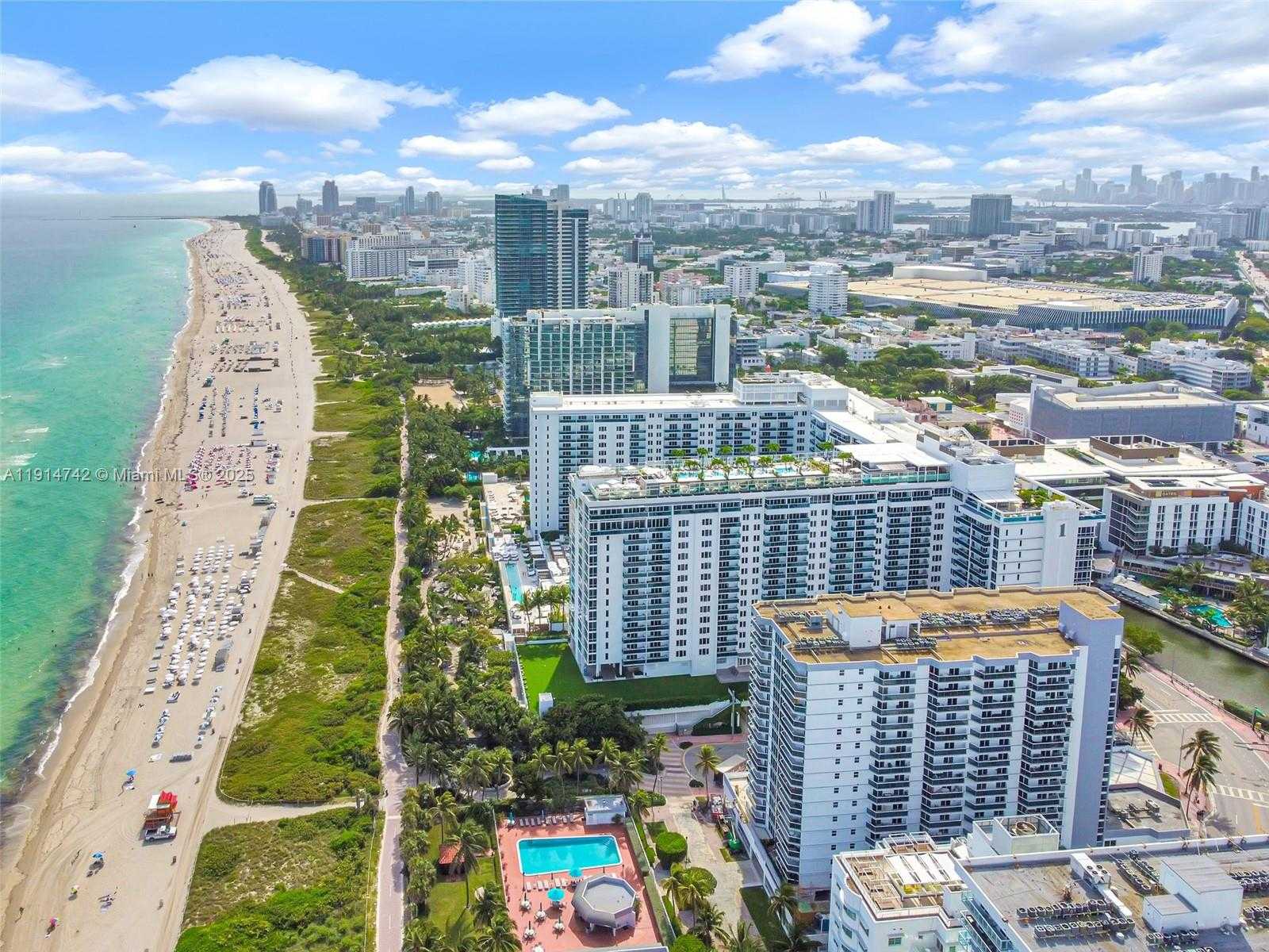 Small Image of 2301 COLLINS AVE #1002, Miami Beach Number 12