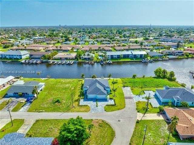 Small Image of 3802 SOUTH EAST 12TH AVENUE, Cape Coral Number 39