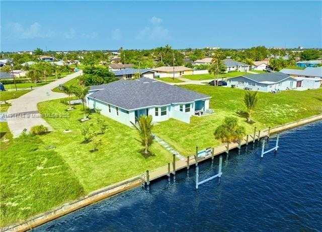 Small Image of 3802 SOUTH EAST 12TH AVENUE, Cape Coral Number 47