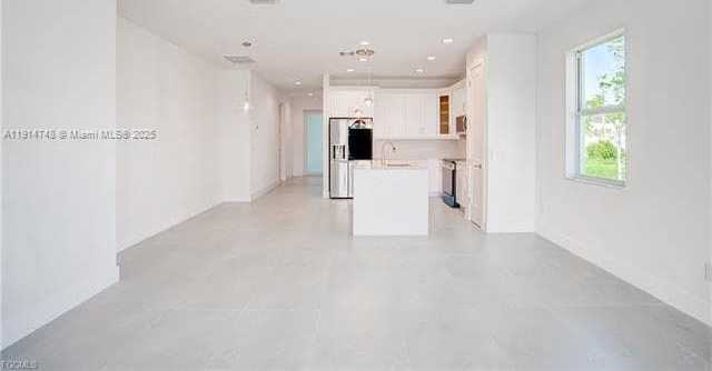 Small Image of 3802 SOUTH EAST 12TH AVENUE, Cape Coral Number 8