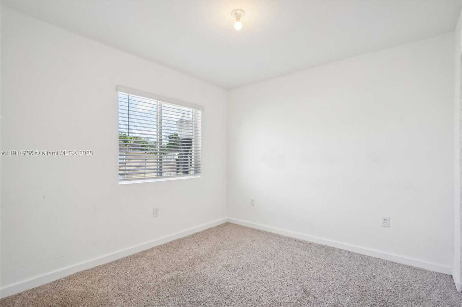 Small Image of 1006 SOUTH EAST 23RD AVE #1006, Homestead Number 11