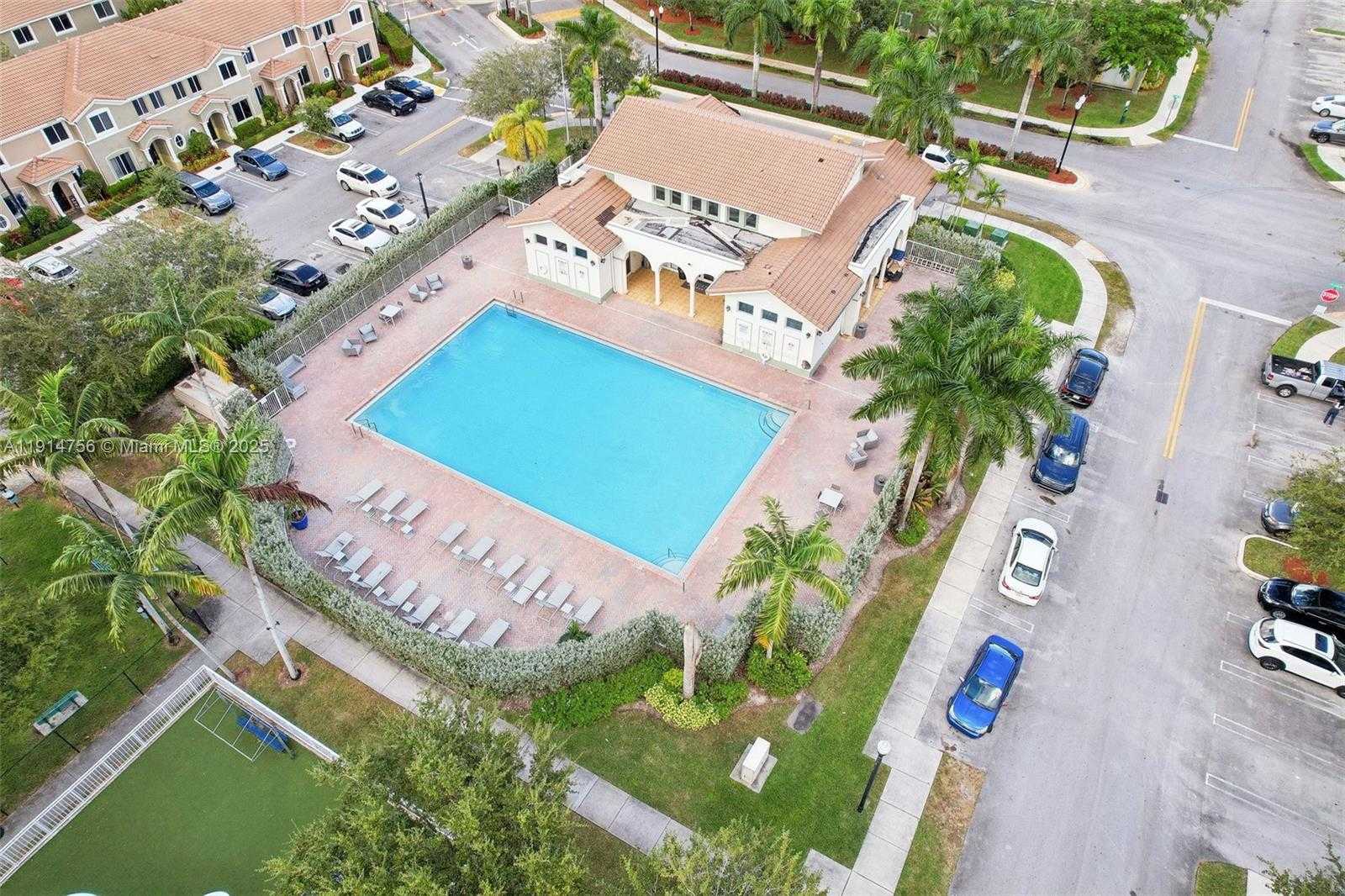 Small Image of 1006 SOUTH EAST 23RD AVE #1006, Homestead Number 27