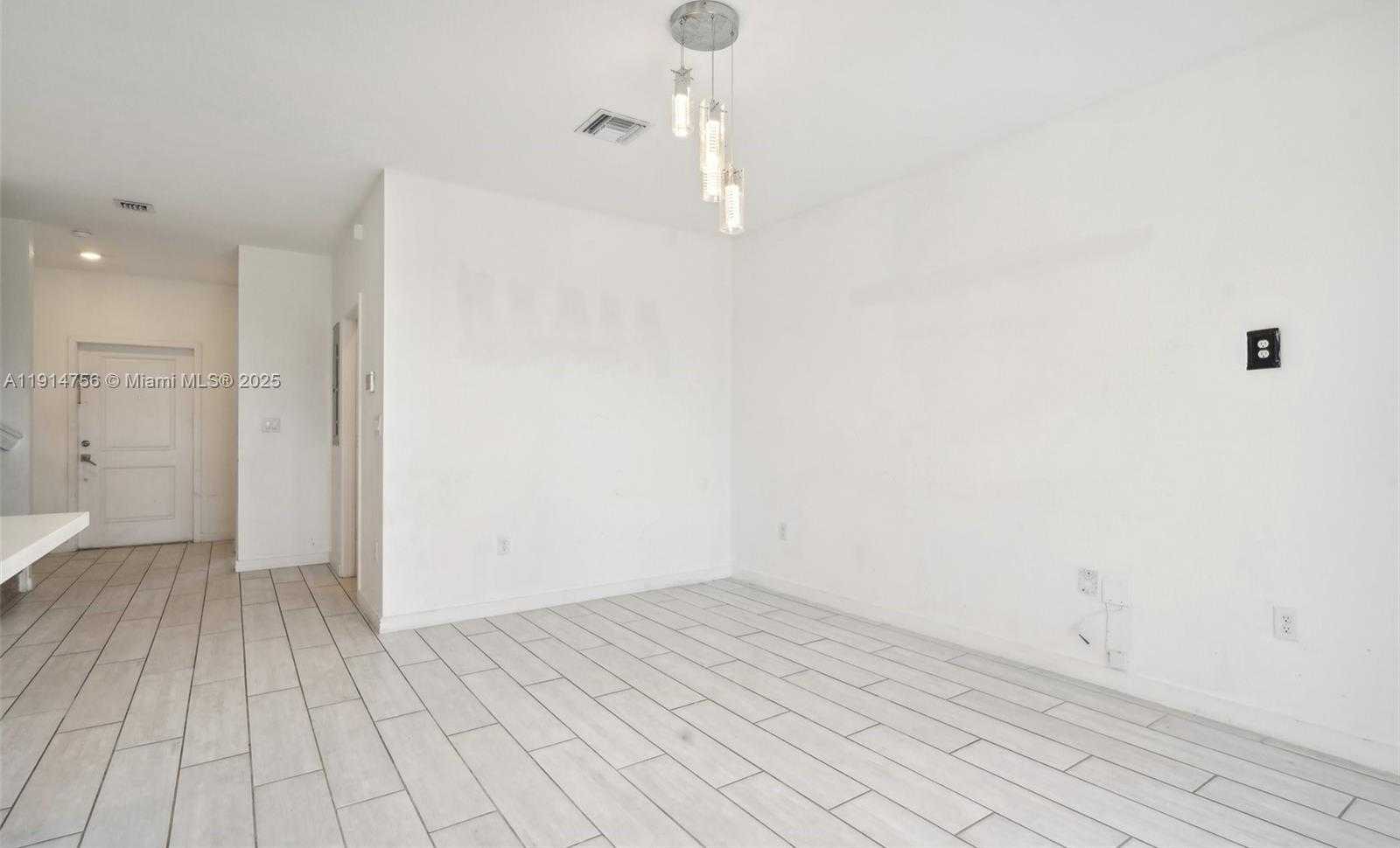 Small Image of 1006 SOUTH EAST 23RD AVE #1006, Homestead Number 4