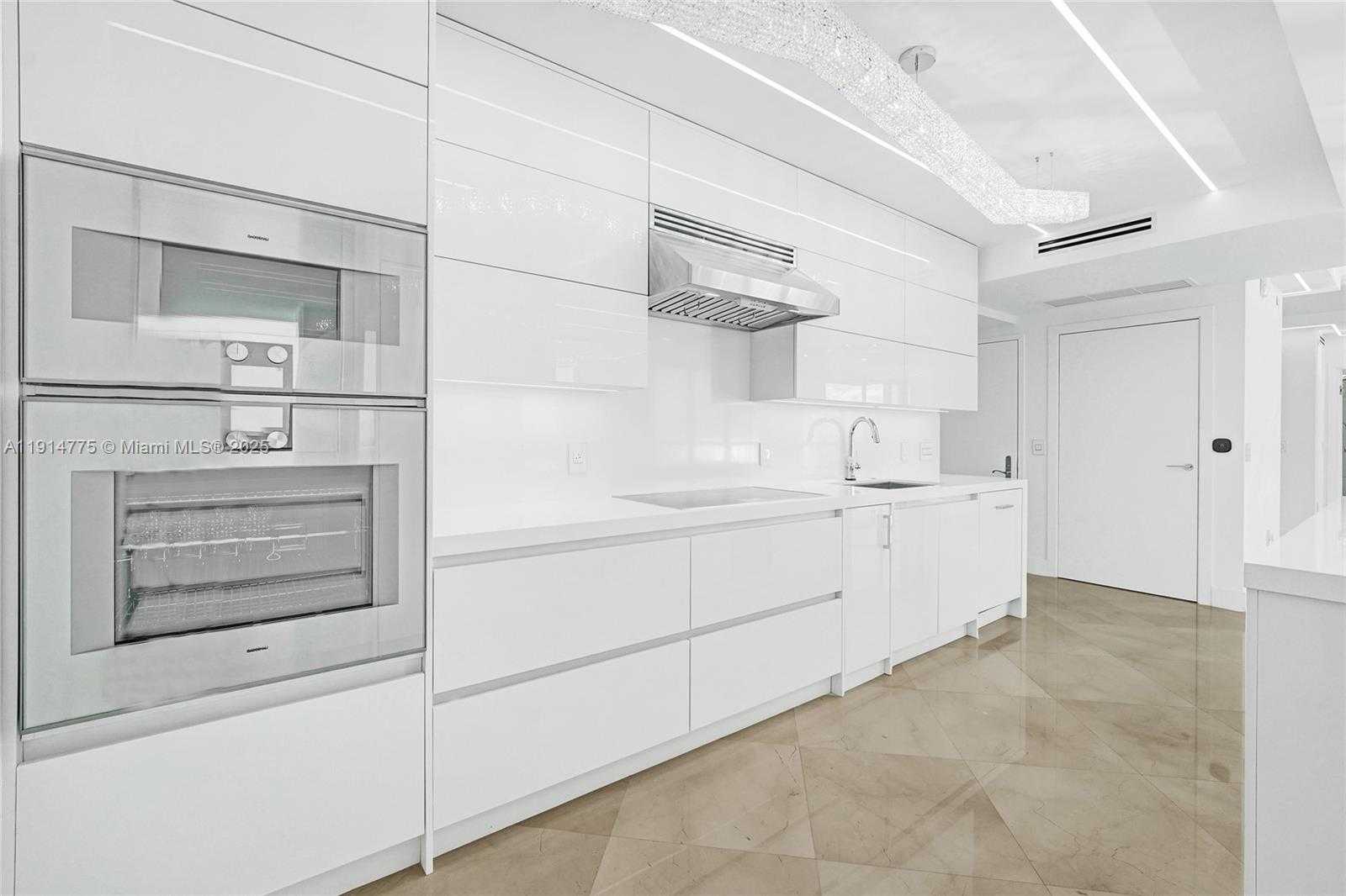 Small Image of 101 SOUTH FORT LAUDERDALE BEACH BLVD #1907, Fort Lauderdale Number 13