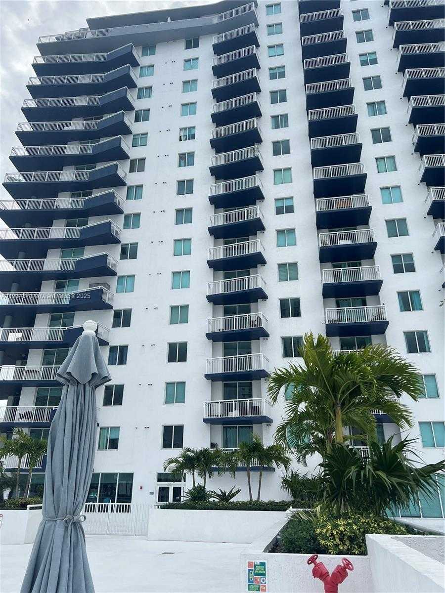 Small Image of 275 NORTH EAST 18TH ST #1701, Miami Number 17