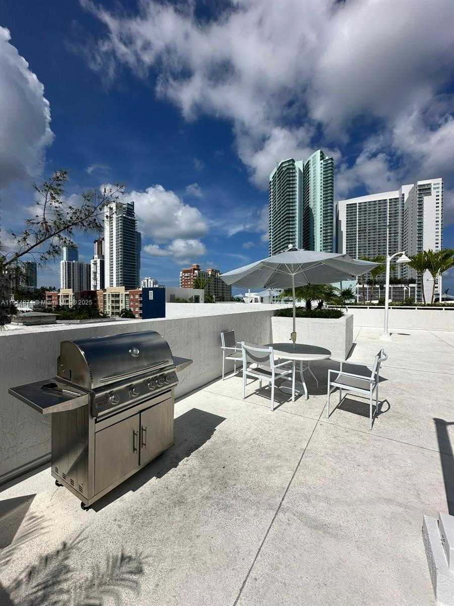 Small Image of 275 NORTH EAST 18TH ST #1701, Miami Number 20