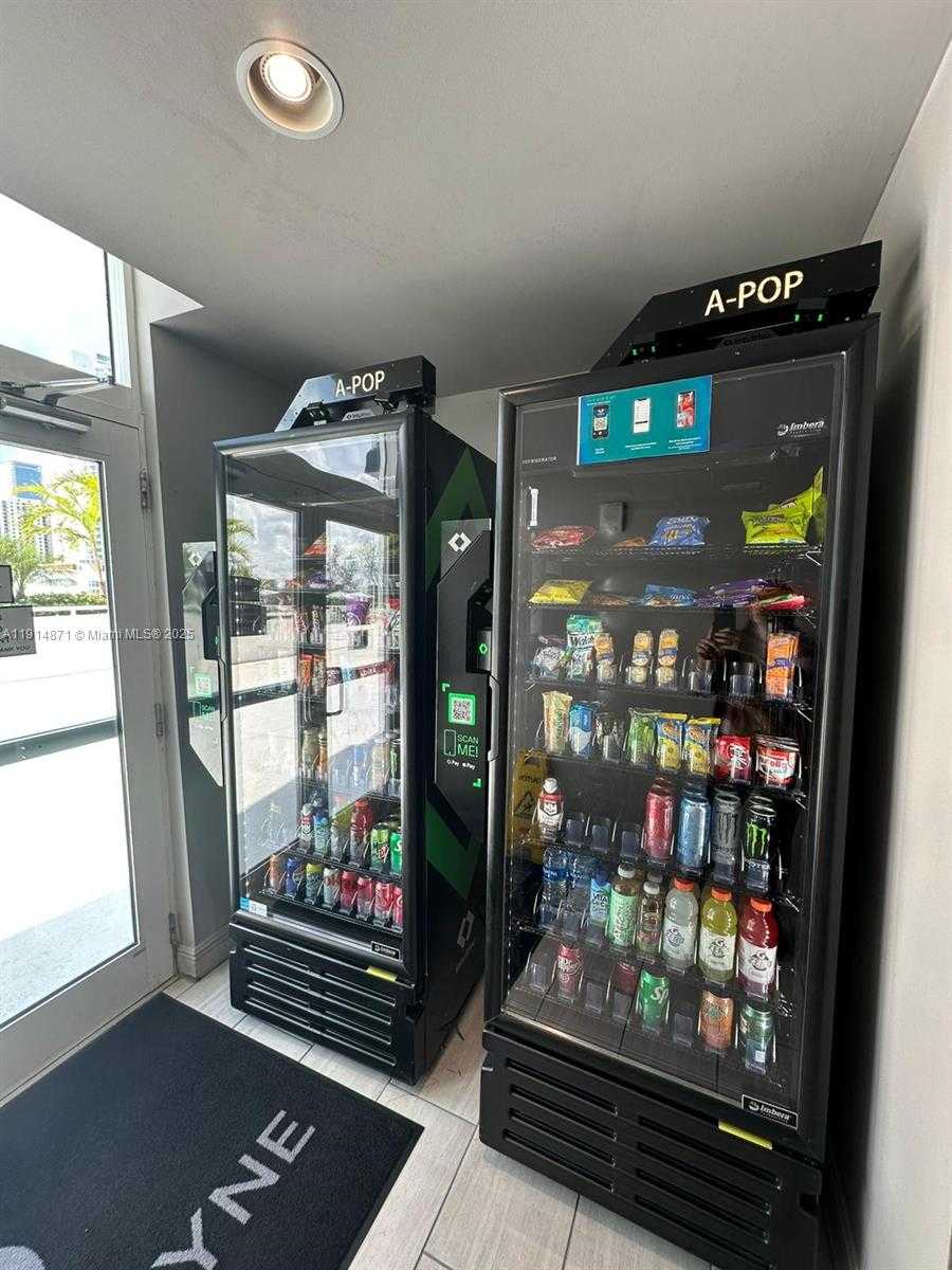 Small Image of 275 NORTH EAST 18TH ST #1701, Miami Number 25