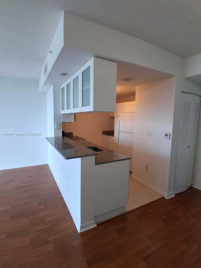 Small Image of 275 NORTH EAST 18TH ST #1701, Miami Number 7