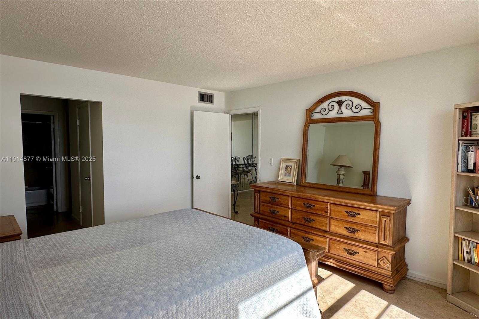 Small Image of 5 ISLAND AVE #5G, Miami Beach Number 13