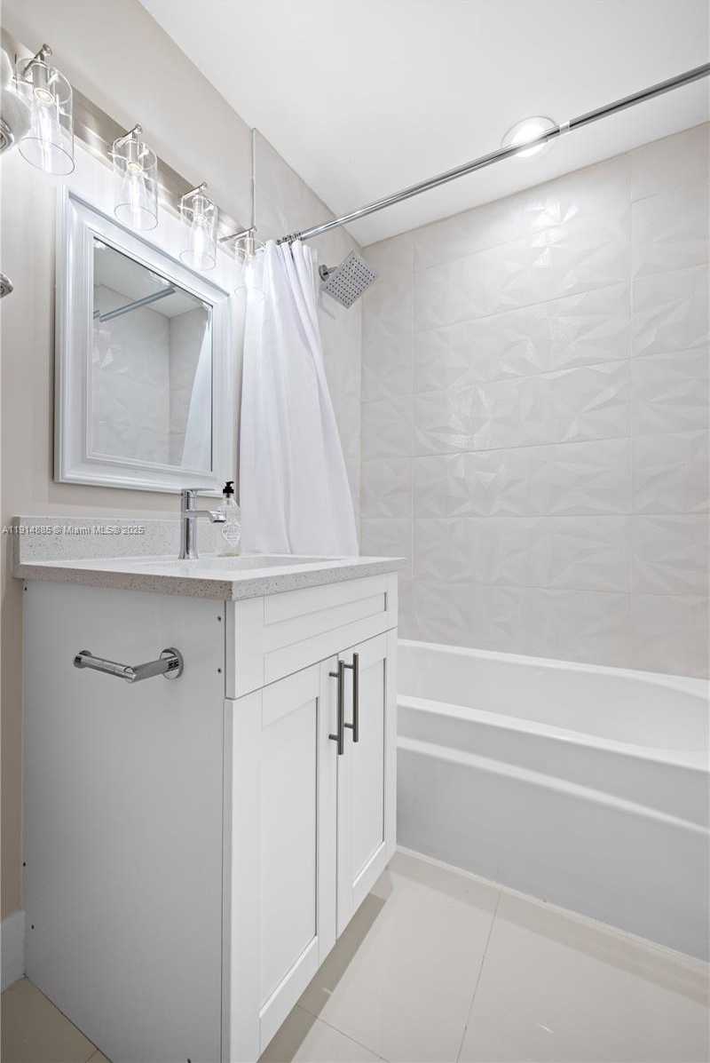 Small Image of 12 ADAMS RD, Ocean Ridge Number 14