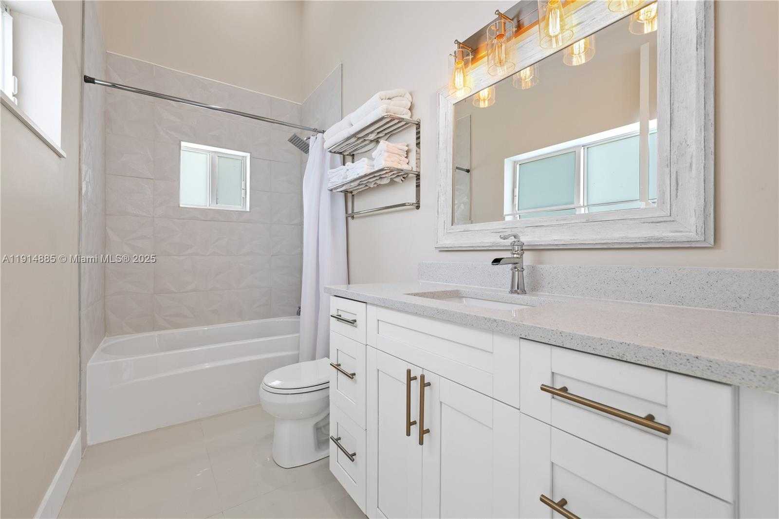 Small Image of 12 ADAMS RD, Ocean Ridge Number 18