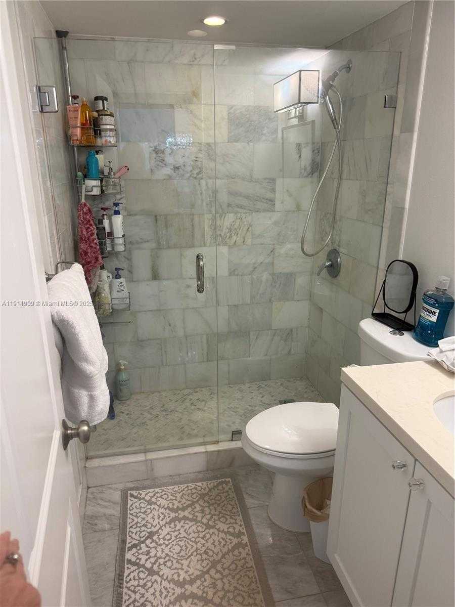 Small Image of 1980 SOUTH OCEAN DR #5B, Hallandale Beach Number 12